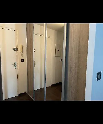 Avec Piscine Privee Apartment *